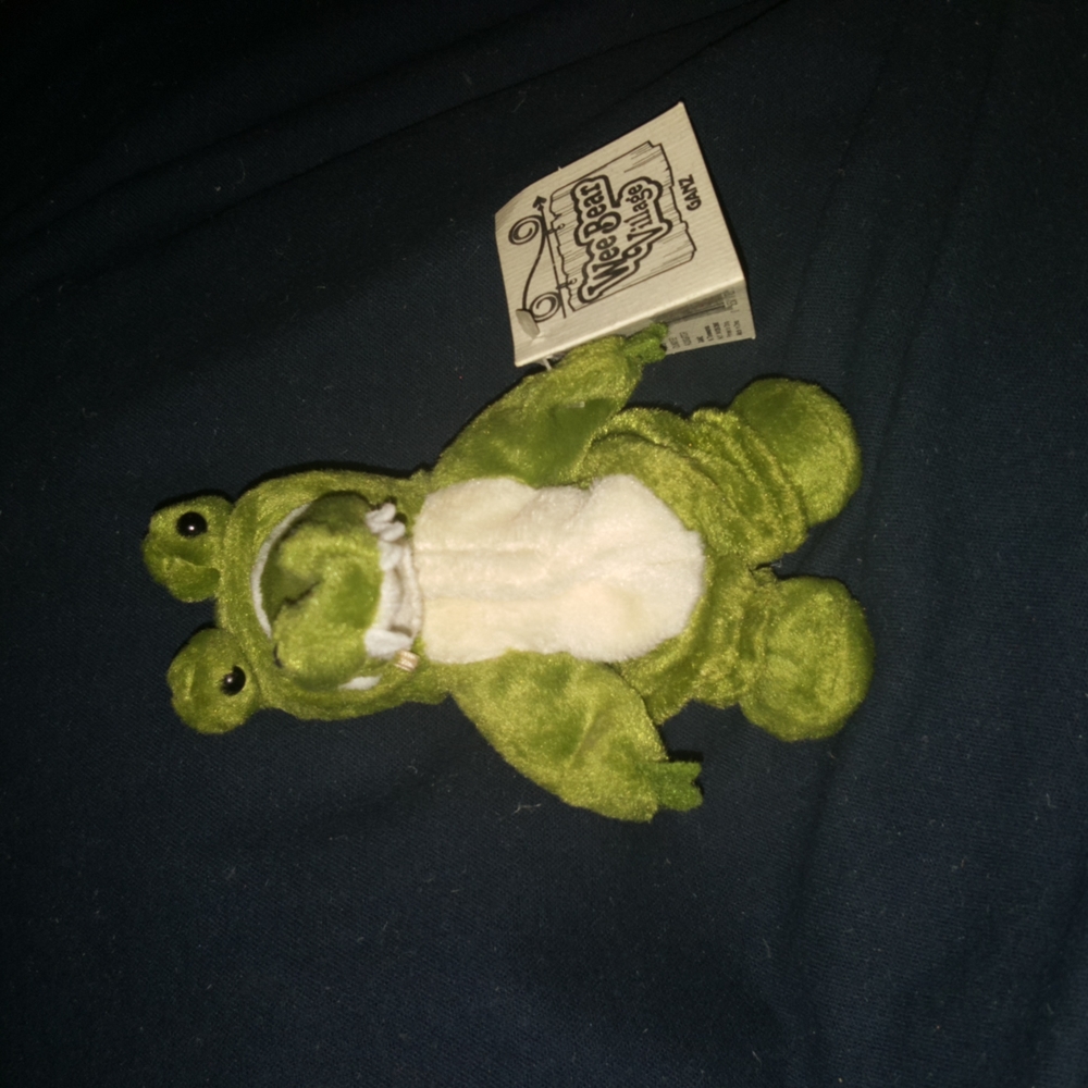 Wee Bear Village Dundee Alligator